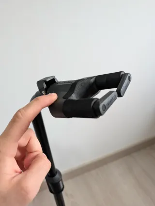 Soporte Guitarra HERCULES con Bloqueo Automático