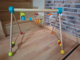 Gimnasio madera bebé