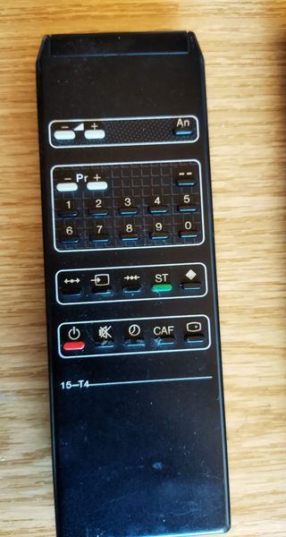 Mandos a distancia para TV antiguas.