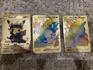 3 Cartas Pokémon V y VMAX Doradas