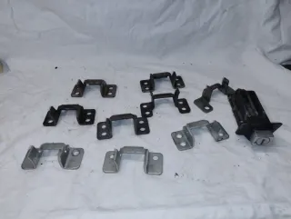 Kit Staffe e Serratura Metallo per vespa 50 pk