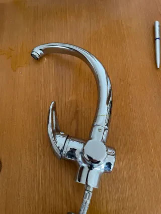 Grifo cocina plegable metal