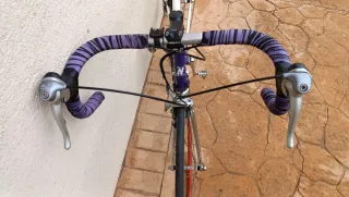 Bicicleta de carretera Naverni