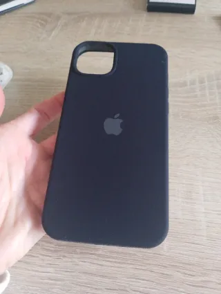 Custodia ufficiale in silicone nero per iPhone 14 Plus