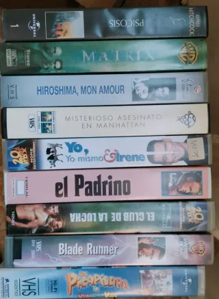 Lote 9 VHS: Matrix, Psicosis, El Padrino y más