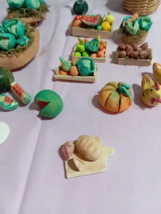 Miniatura per presepe: frutta, verdura, animali
