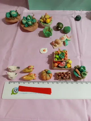 Miniatura per presepe: frutta, verdura, animali