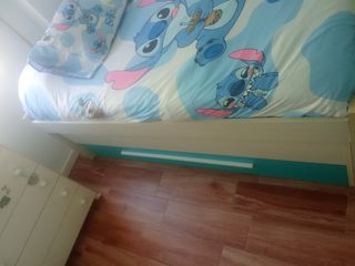 Cama nido 2 en 1 y cajonera está nueva