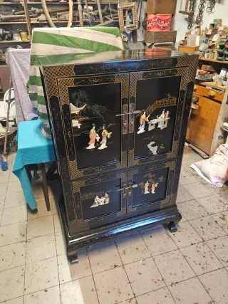 Antica credenza cinese lacca giada