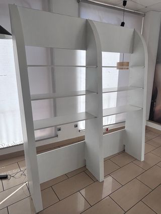 Estantería blanca modular