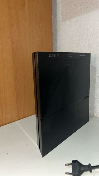 PS4 500GB + Mando Nuevo + HDMI 3m