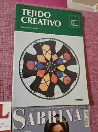 Revistas de tejer y bordar