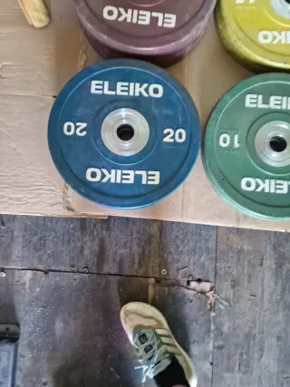 Set discos Eleiko,y barra xf 15kg negociables