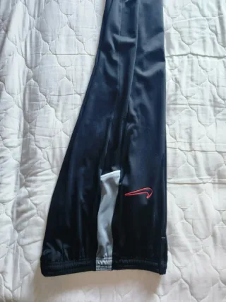 Pantalón chándal Nike negro