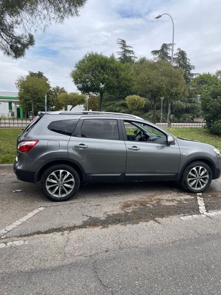 Nissan Qashqai+2 2011