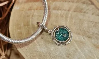 Charm Mundo del Reves Stranger Things