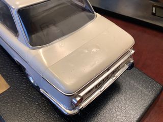 Coche BMW 2002 ti 1/18 ANSÓ