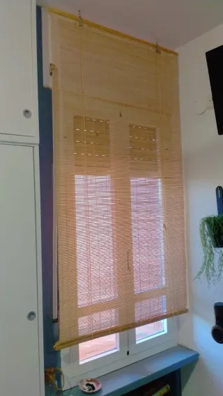 Cortina de mimbre y madera