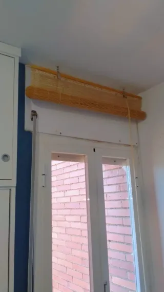 Cortina de mimbre y madera