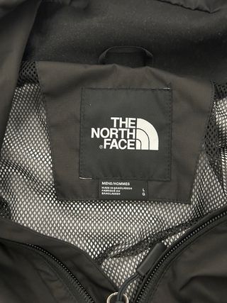 Chaqueta The North Face impermeable negra