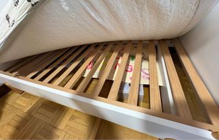 Cama 70x140 marca Ros modelo elemental