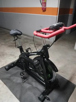 Ciclo Indoor Enebe Fitness Europa. Sin usar!