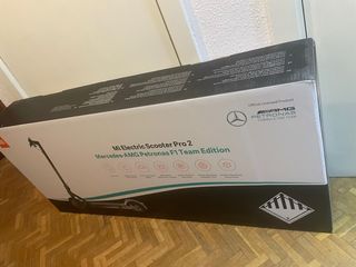 Caja Mi Electric Scooter Pro 2 Mercedes AMG