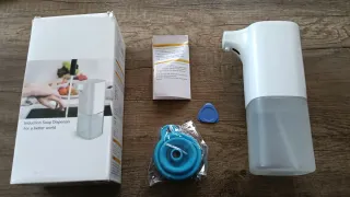 Dispensador jabón automático con sensor.Cuesta 40€