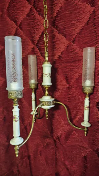 Lampadario e coppia lampade per comodino anni '70