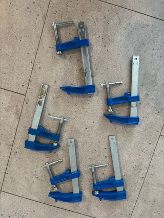 5 Sargentos Carpintería Azul