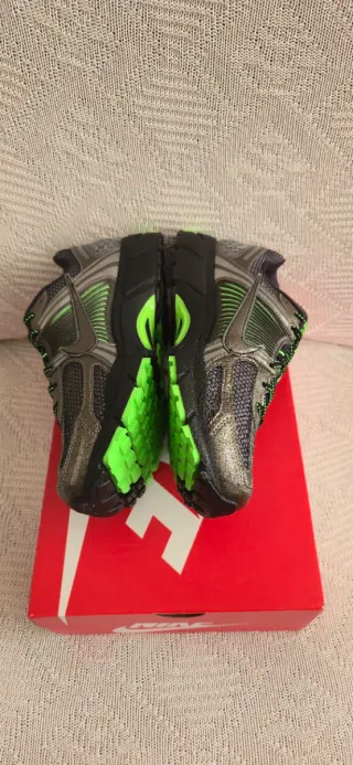 Nike Zoom Vomero 5 Gris/Verde