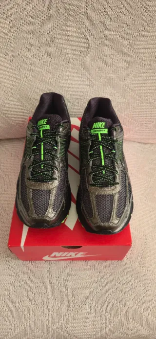 Nike Zoom Vomero 5 Gris/Verde