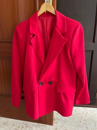 Blazer Rojo Doble Botonadura