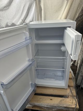 Refrigerador Blanco con Congelador