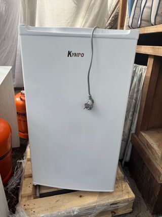 Refrigerador Blanco con Congelador