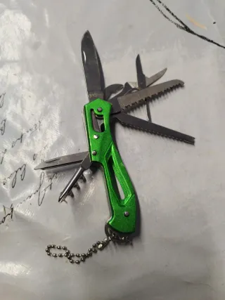 Navaja multiusos verde