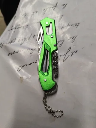 Navaja multiusos verde