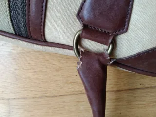 Maleta de viaje Oysho beige y marrón