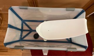 Bañera Stokke con soporte