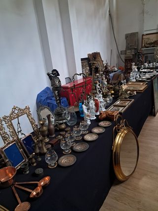 Lote de antigüedades y decoración