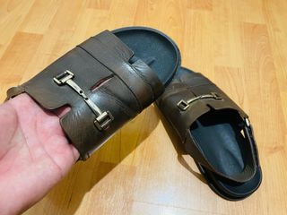 Sandalias Marrones con Hebilla