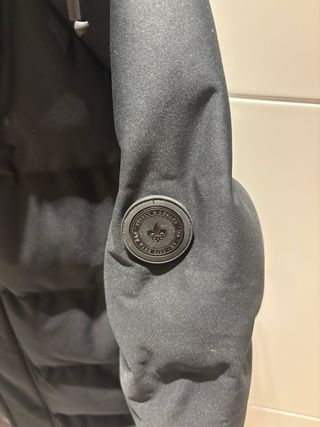 Plumas Supply & Demand Negro