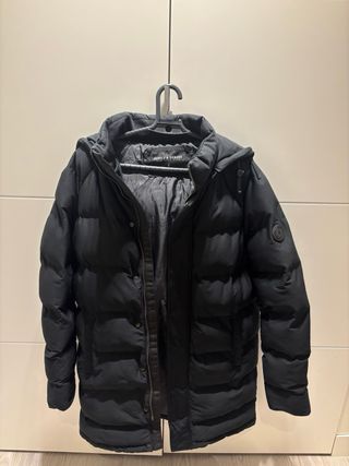 Plumas Supply & Demand Negro