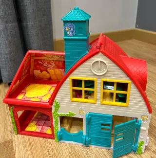 Casa de muñecas Pinypon con accesorios