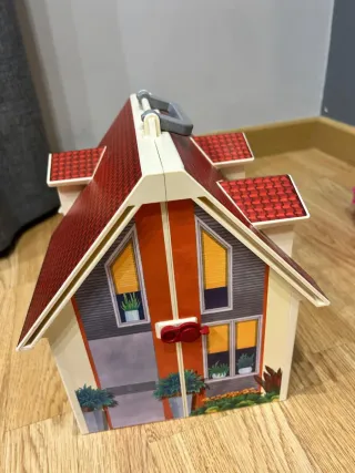 Casa de muñecas Pinypon con accesorios