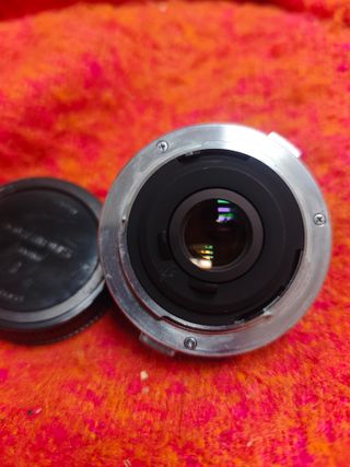 Olympus Zuiko MC Auto-W 28mm f/2.8