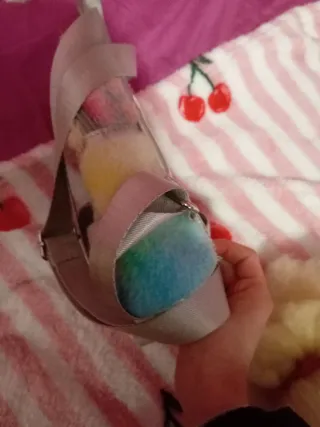 Mochila peluche arcoíris