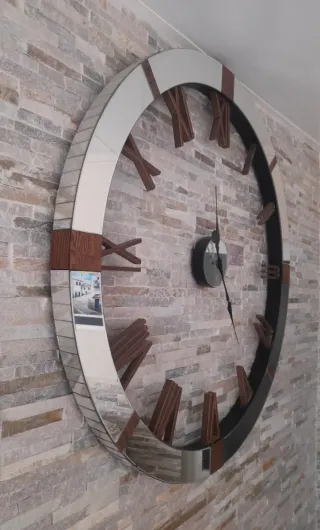 Reloj de Pared Grande con Números Romanos