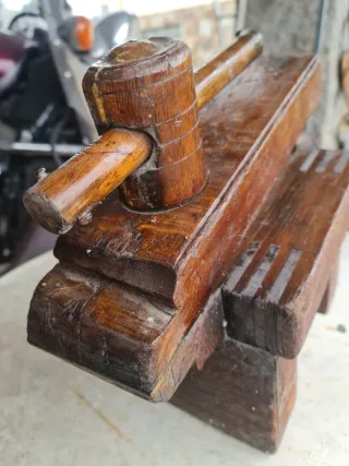 Sargento carpintero antiguo madera