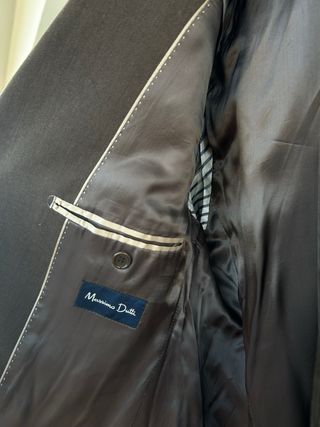 Traje de hombre marrón